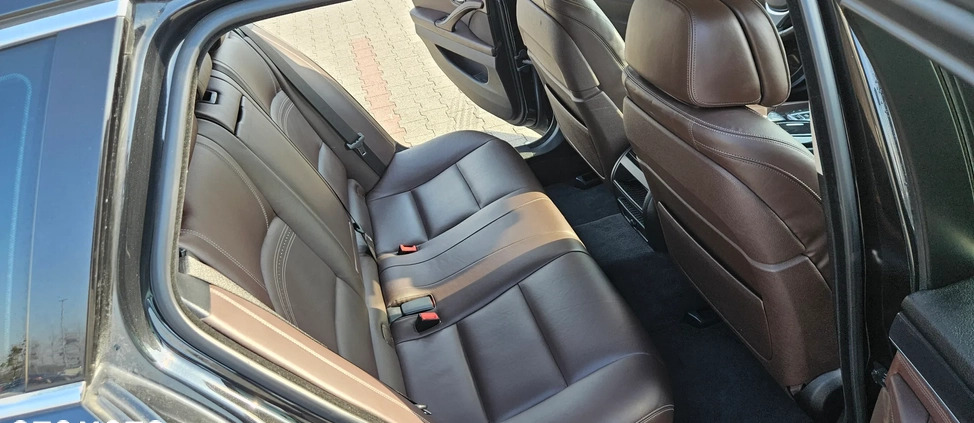 BMW Seria 5 cena 73900 przebieg: 220000, rok produkcji 2013 z Konin małe 667